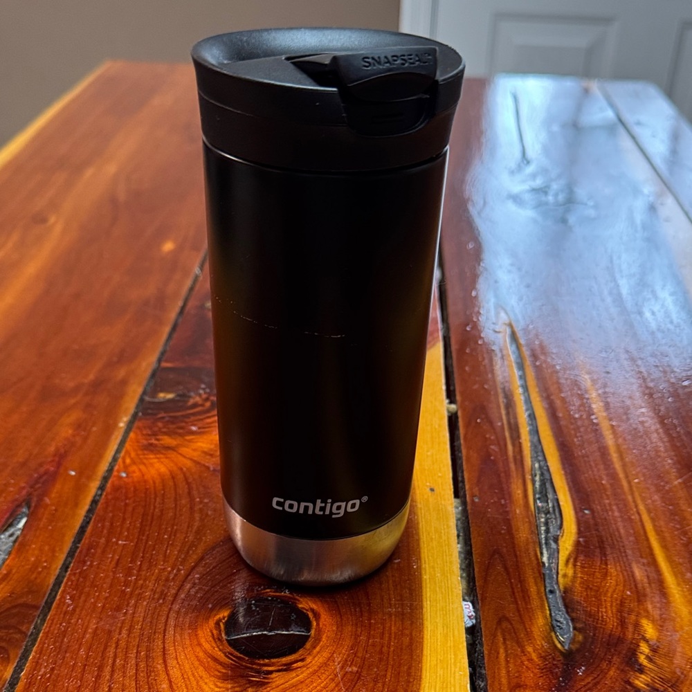 Contigo Matte Black Stainless Steel Mug with scratch X1